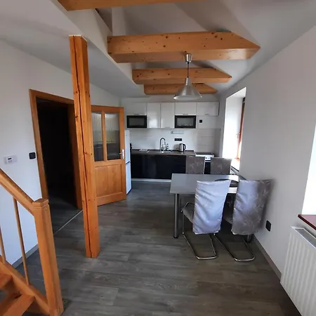 Nad Rybníkem - Západ Appartamento Nová Říše